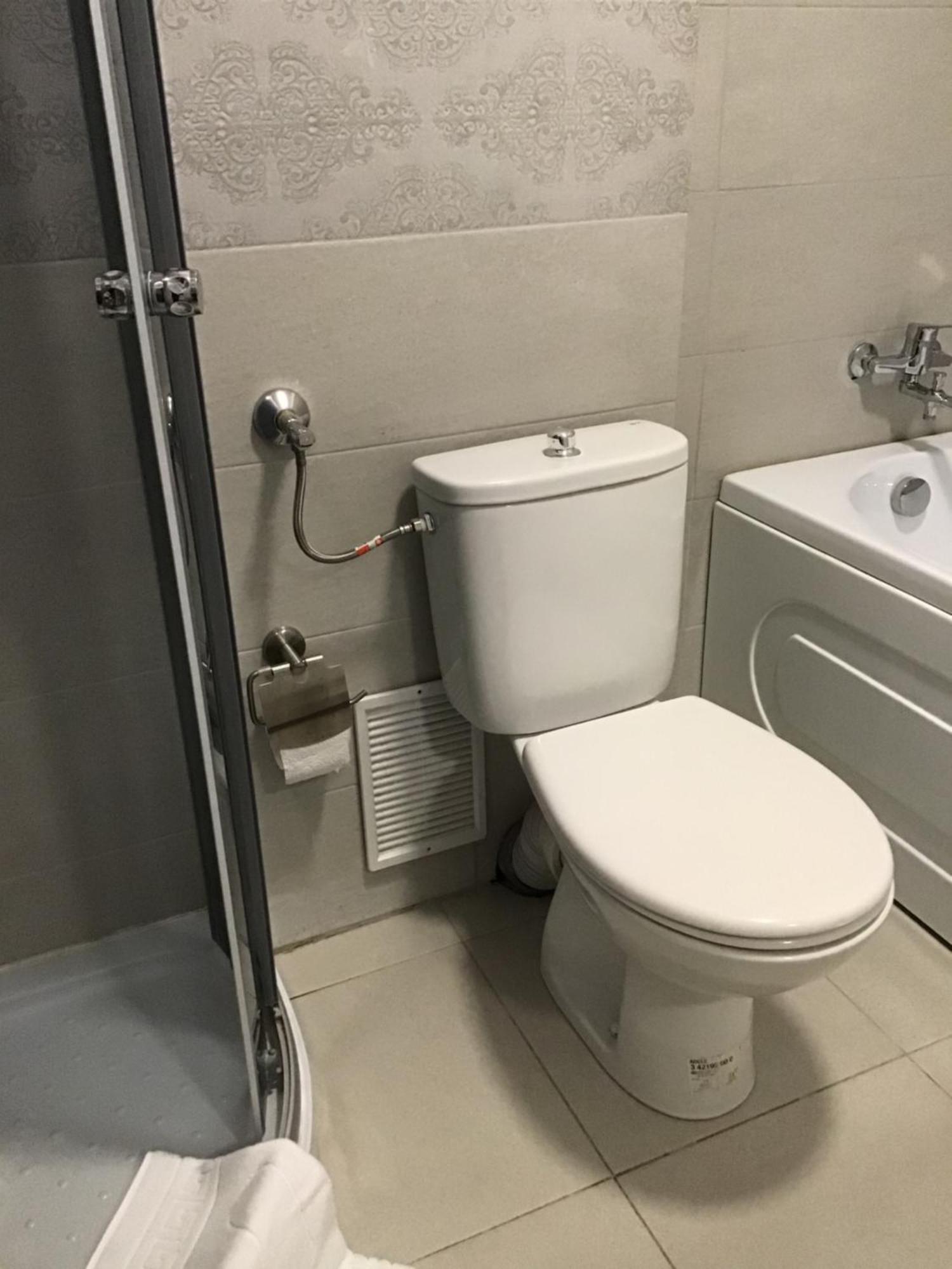 Hotel Rora Rose Bucarest Esterno foto